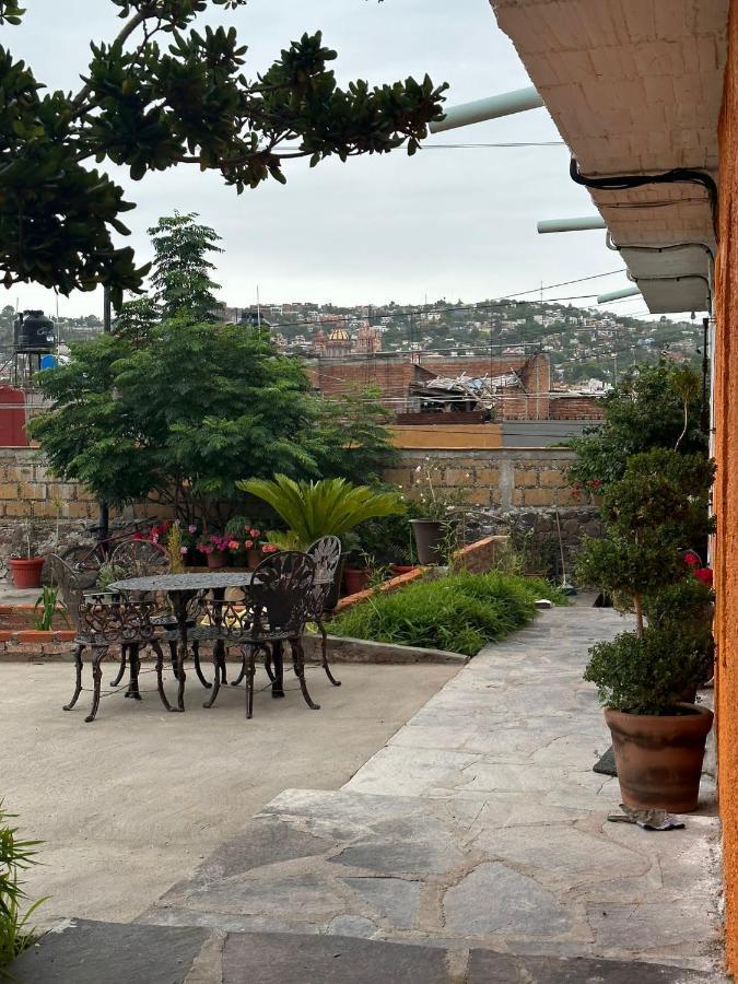 Bebelines Inn Dos San Miguel de Allende Exterior foto